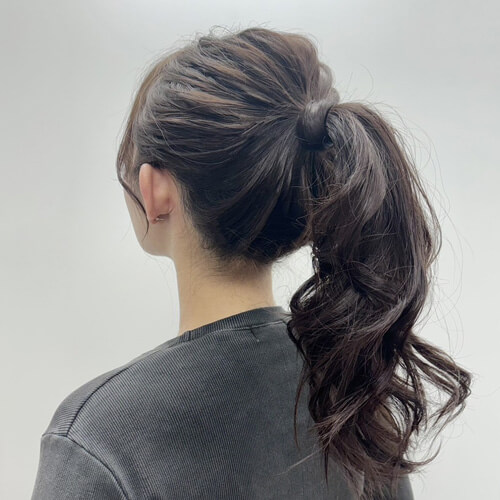 ポニーテールヘアアレンジ