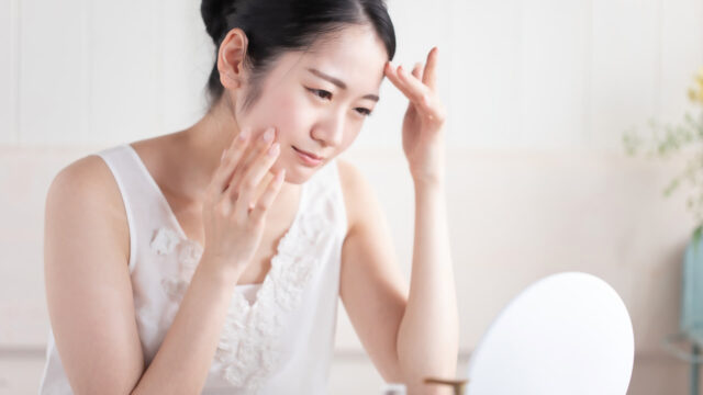 エアコンでも肌が乾燥する！？夏肌レスキューのスキンケア術