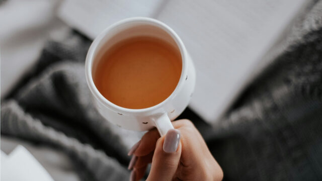 疲労にお茶が効くって本当？お茶の「ヨクイニン」が持つ3つの魅力