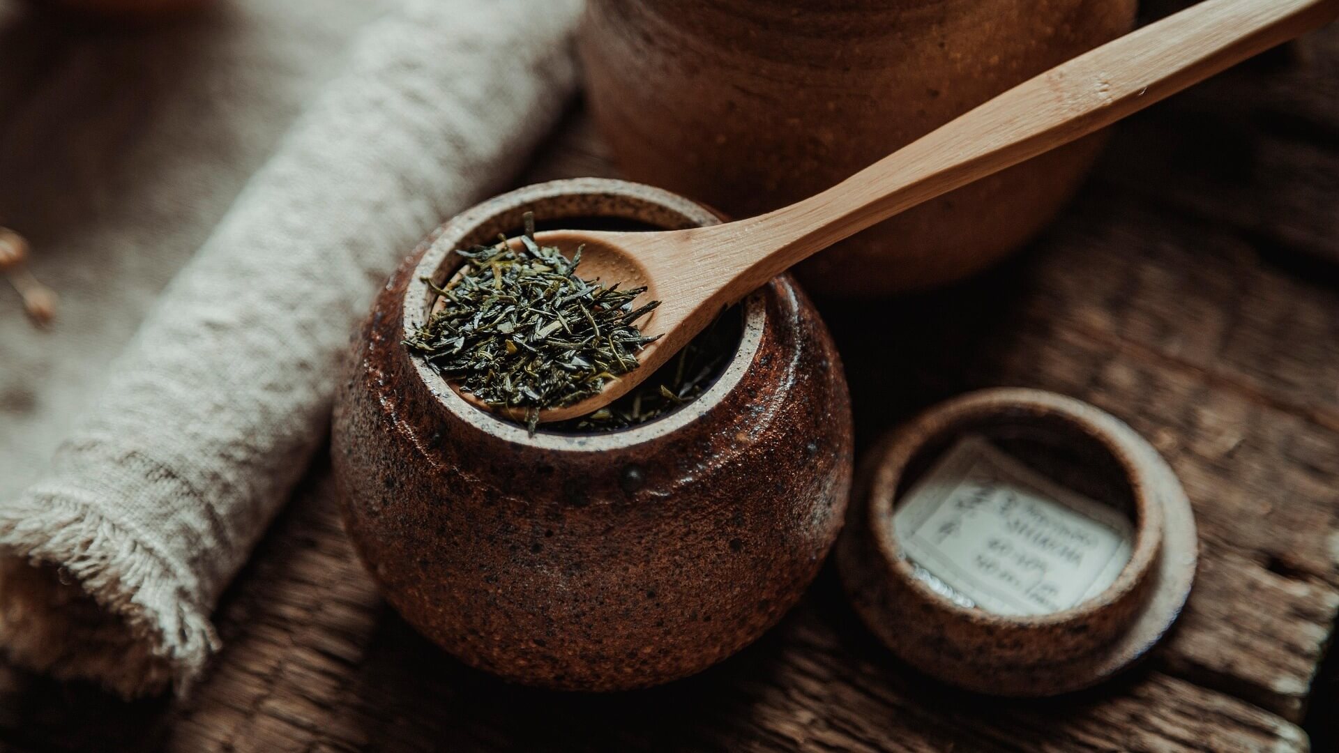 韓国で愛されるドクダミ茶の魅力