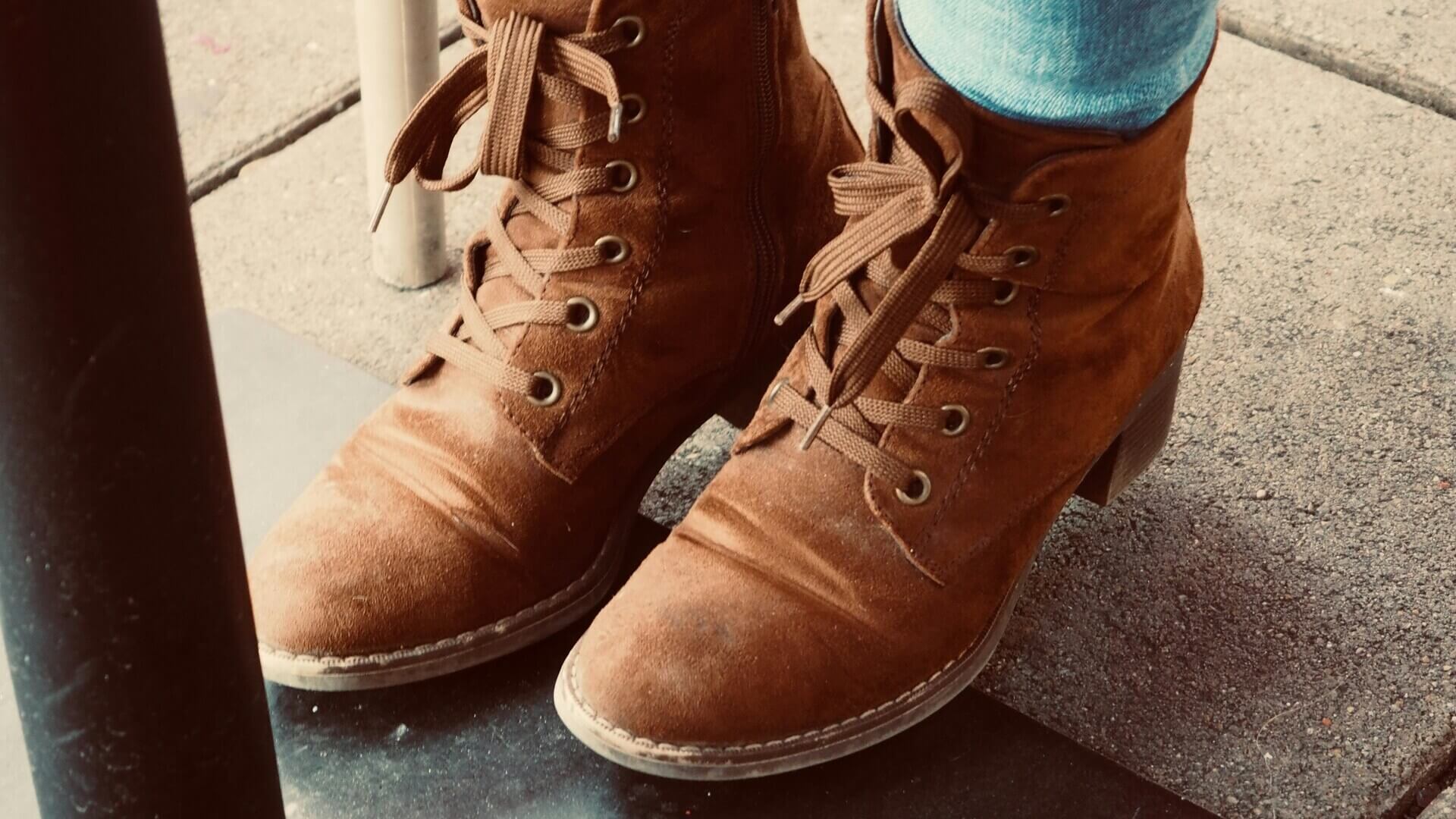 ブーツを履く時間が長くなる冬は、水虫が発生しやすい